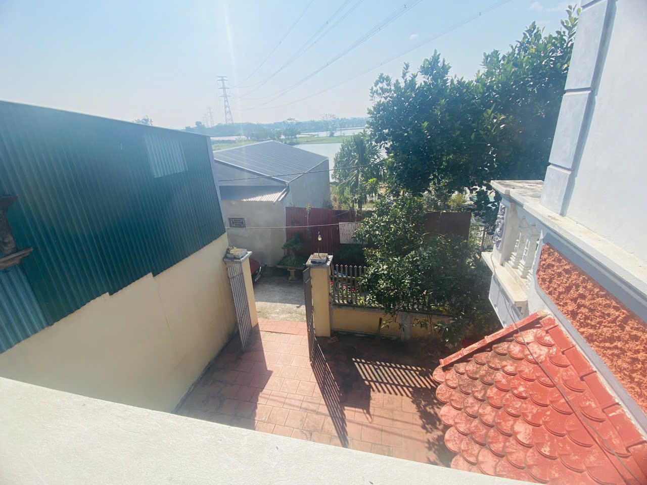 nhà 2 tầng tân yên-trường yên