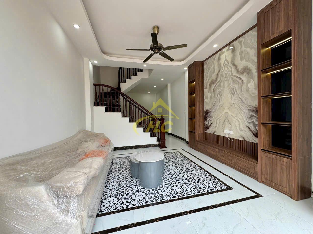 Nhà Đẹp 3 Tầng Tân Cổ Điển Nhà Đẹp 3 Tầng Tân Cổ Điển