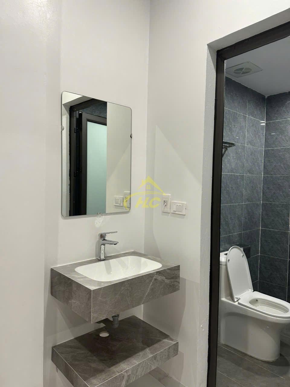 Căn Nhà Mới 100% tại Phú Bến, Thụy Hương Căn Nhà Mới 100% tại Phú Bến, Thụy Hương
