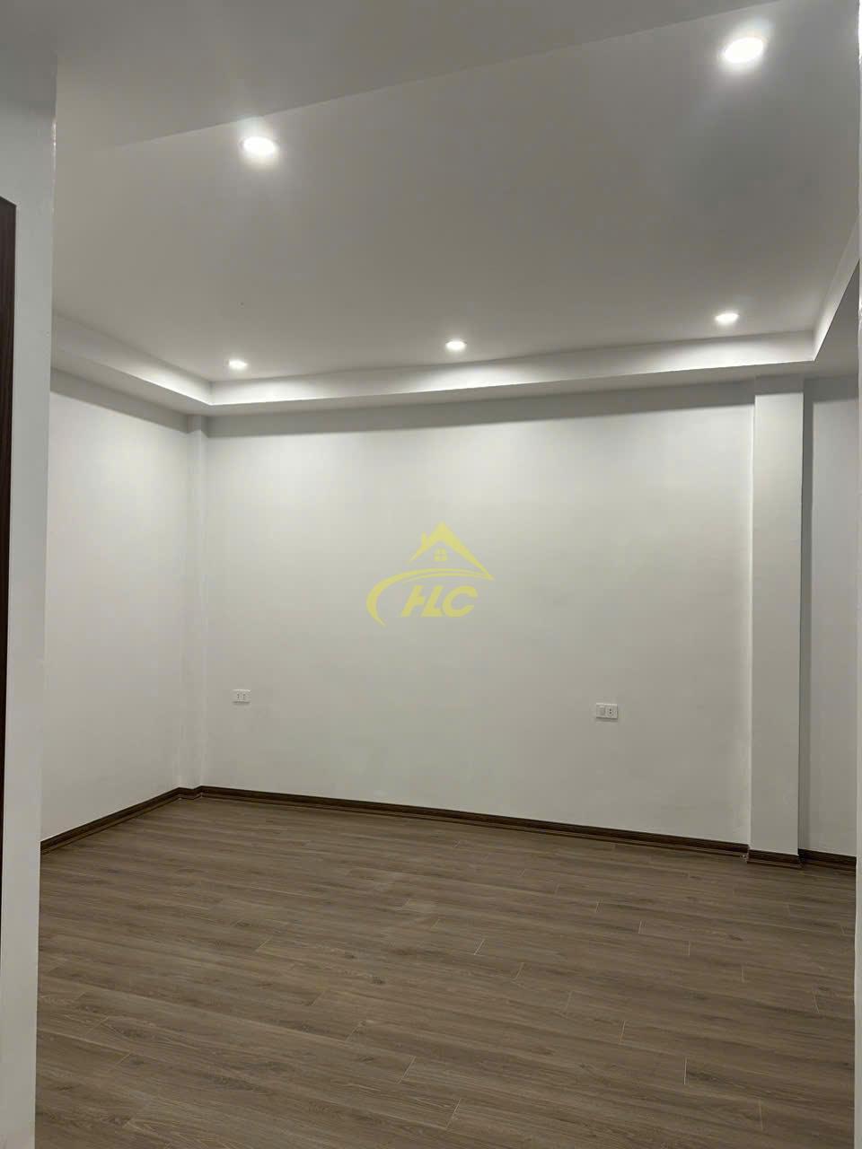 Căn Nhà Mới 100% tại Phú Bến, Thụy Hương Căn Nhà Mới 100% tại Phú Bến, Thụy Hương