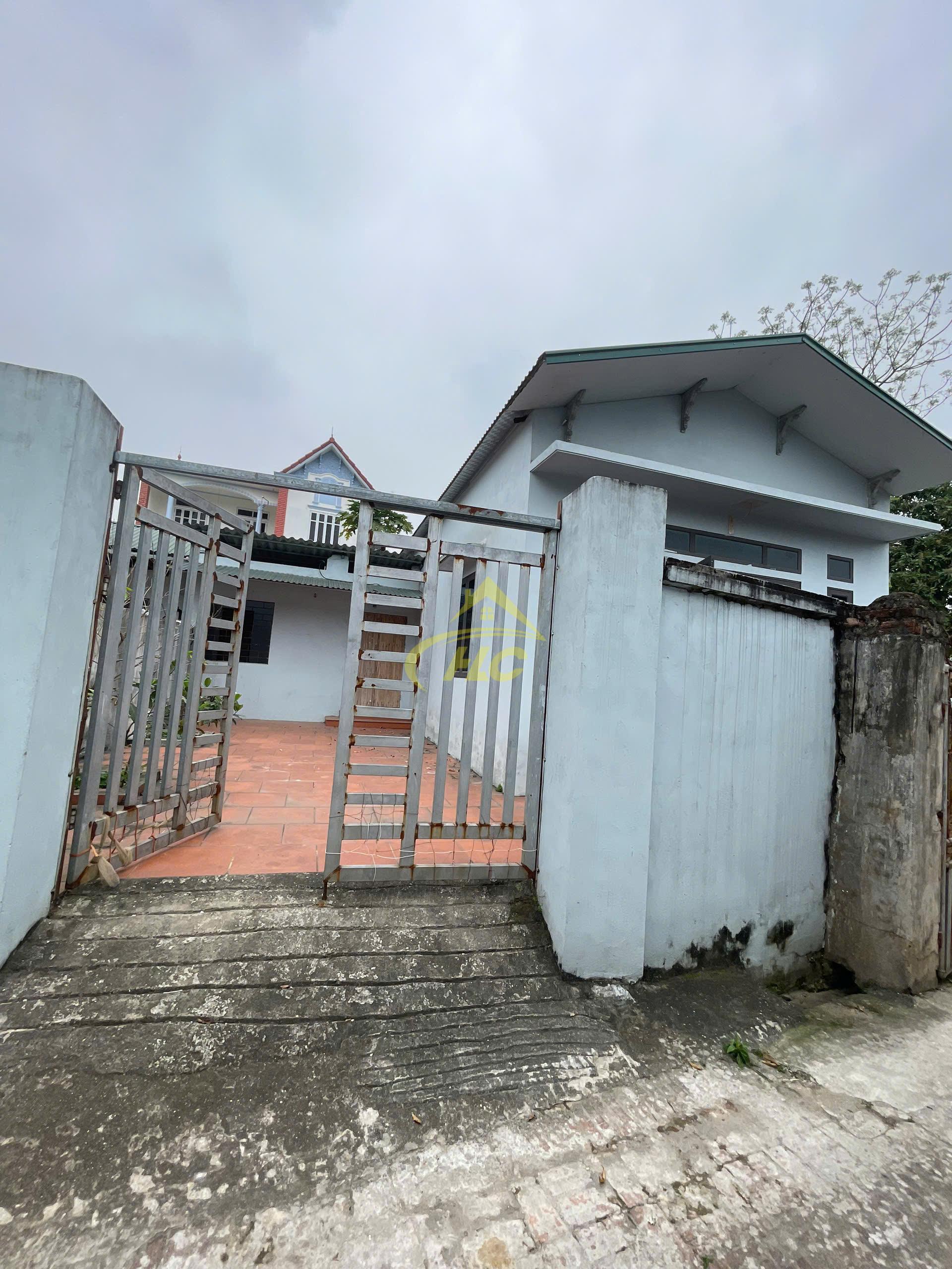 BÁN NHÀ 137M² TẠI YÊN TRÌNH – HOÀNG VĂN THỤ – CHƯƠNG MỸ BÁN NHÀ 137M² TẠI YÊN TRÌNH – HOÀNG VĂN THỤ – CHƯƠNG MỸ