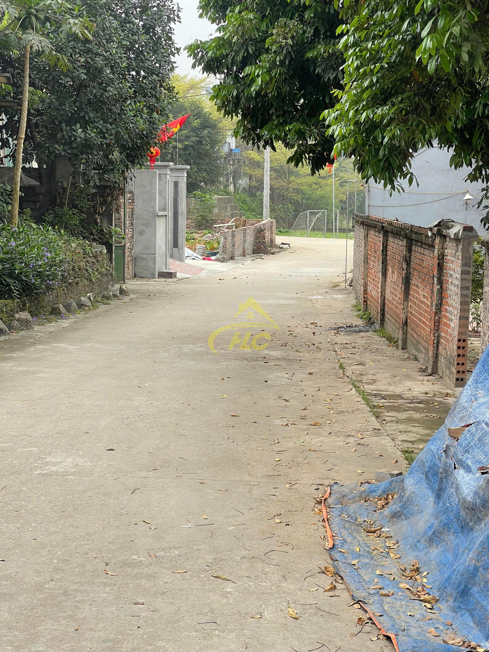 BÁN NHÀ 137M² TẠI YÊN TRÌNH – HOÀNG VĂN THỤ – CHƯƠNG MỸ BÁN NHÀ 137M² TẠI YÊN TRÌNH – HOÀNG VĂN THỤ – CHƯƠNG MỸ